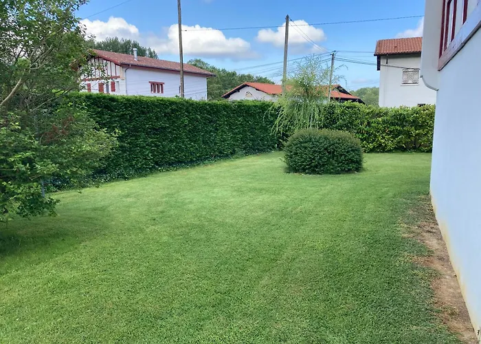 Ferienhaus Maison Lore Mendi Elbarron
